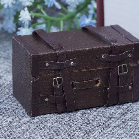 1:12 Handicraft Miniature Leather Case